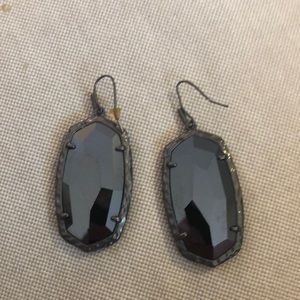 Onyx colored Kendra Scott earrings